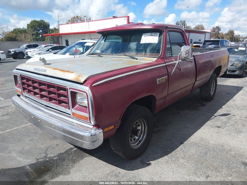 1985 Dodge W-Series W100/W150 photo 2