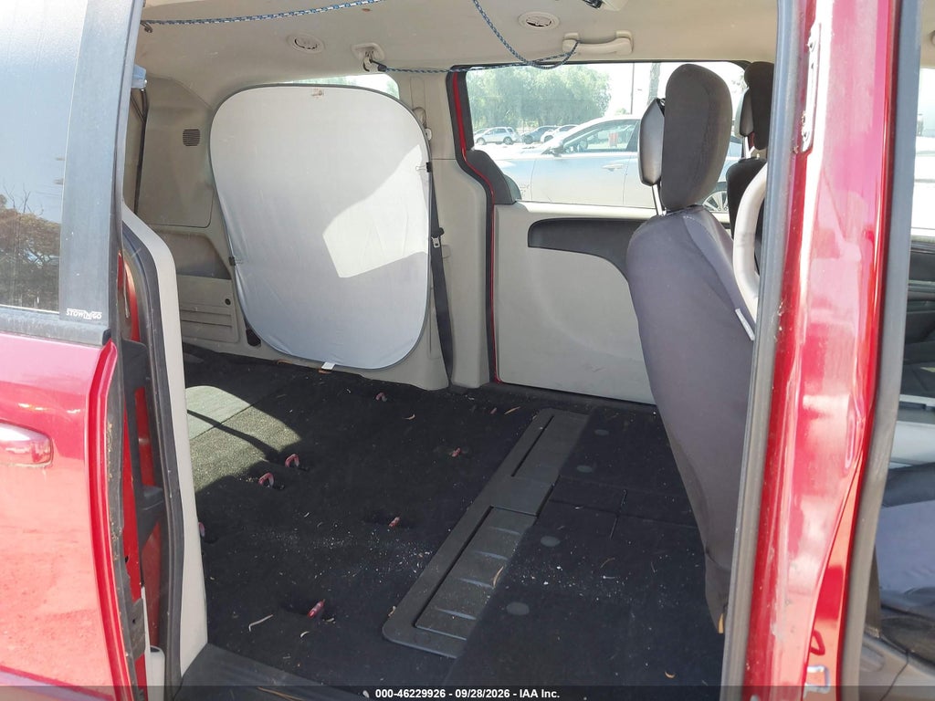 2013 Dodge Grand Caravan SXT photo 8