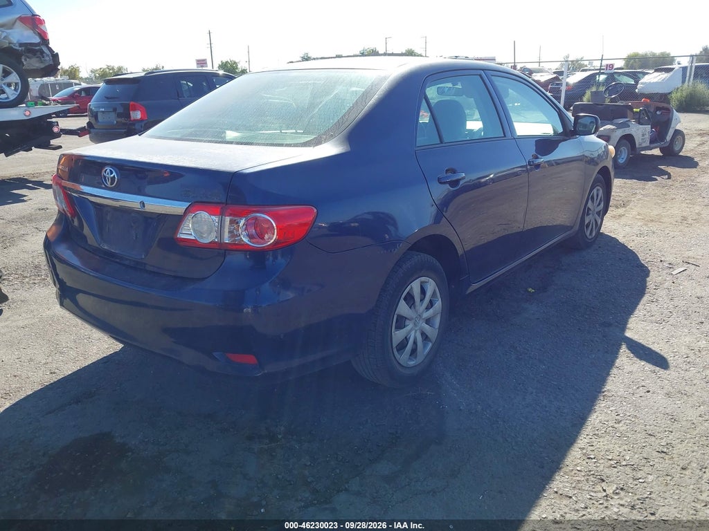2011 Toyota Corolla photo 4
