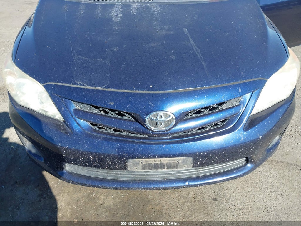 2011 Toyota Corolla photo 6