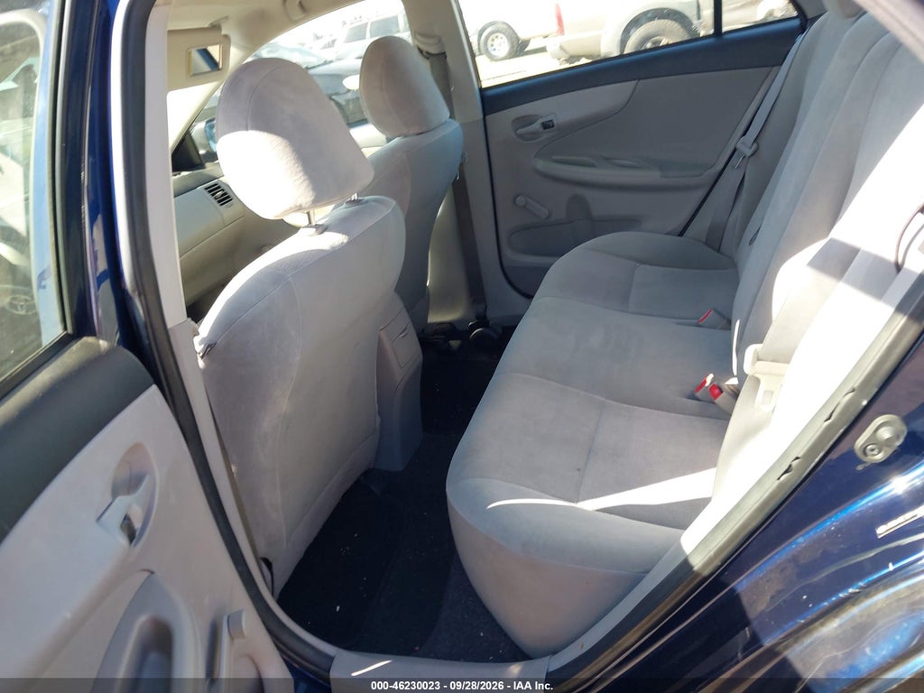 2011 Toyota Corolla photo 8