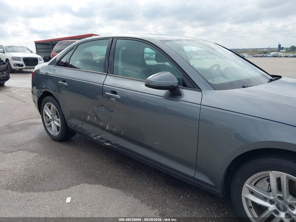 2017 Audi A4 2.0T Premium photo 6