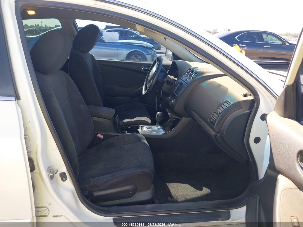 2012 Nissan Altima 2.5 S photo 5