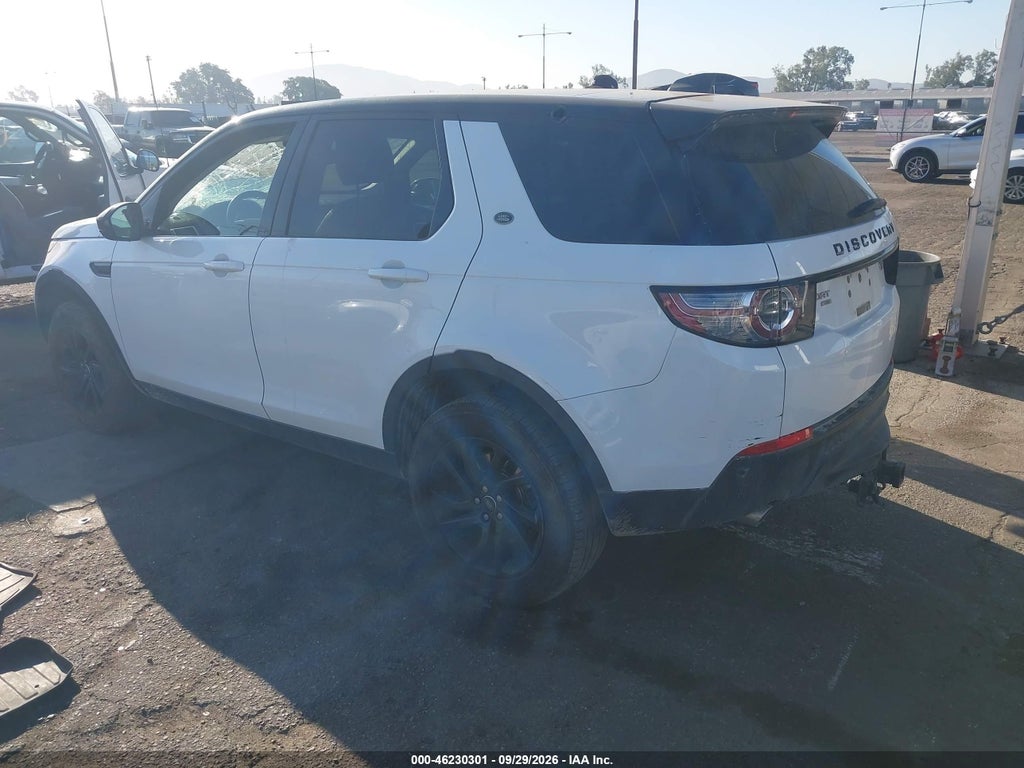 2019 Land Rover Discovery Sport HSE/Landmark Edition photo 3