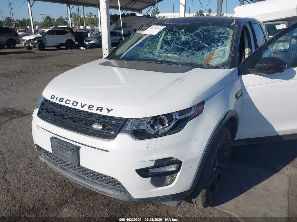 2019 Land Rover Discovery Sport HSE/Landmark Edition photo 6