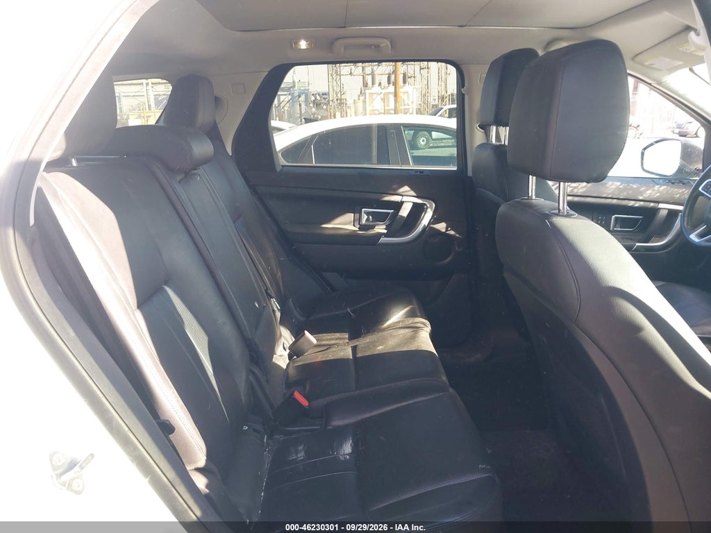 2019 Land Rover Discovery Sport HSE/Landmark Edition photo 8
