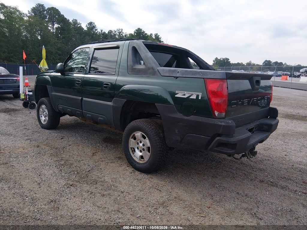 2003 Chevrolet Avalanche 1500 photo 3