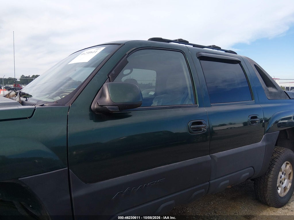 2003 Chevrolet Avalanche 1500 photo 6