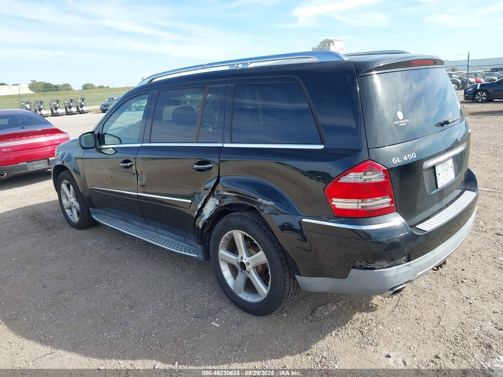 2009 Mercedes-Benz GL 450 4MATIC photo 3