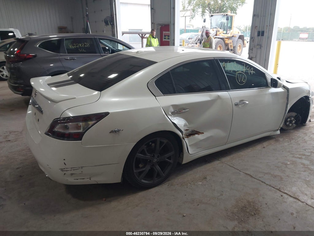 2014 Nissan Maxima 3.5 SV photo 4