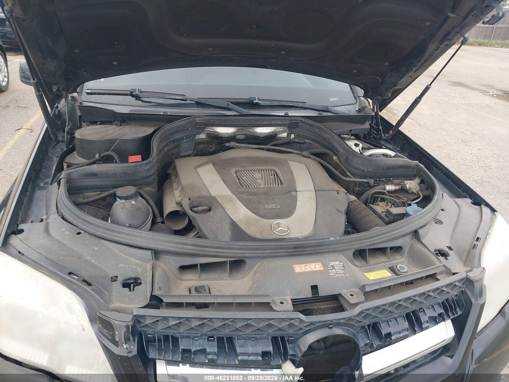 2010 Mercedes-Benz GLK 350 4MATIC photo 10
