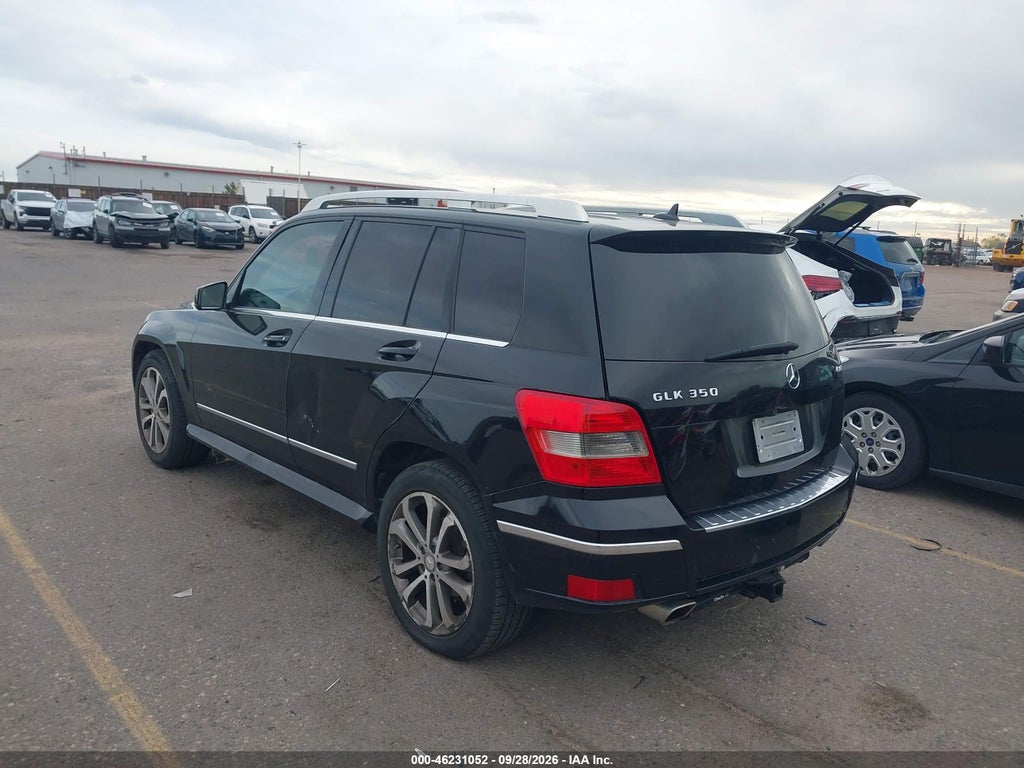 2010 Mercedes-Benz GLK 350 4MATIC photo 3