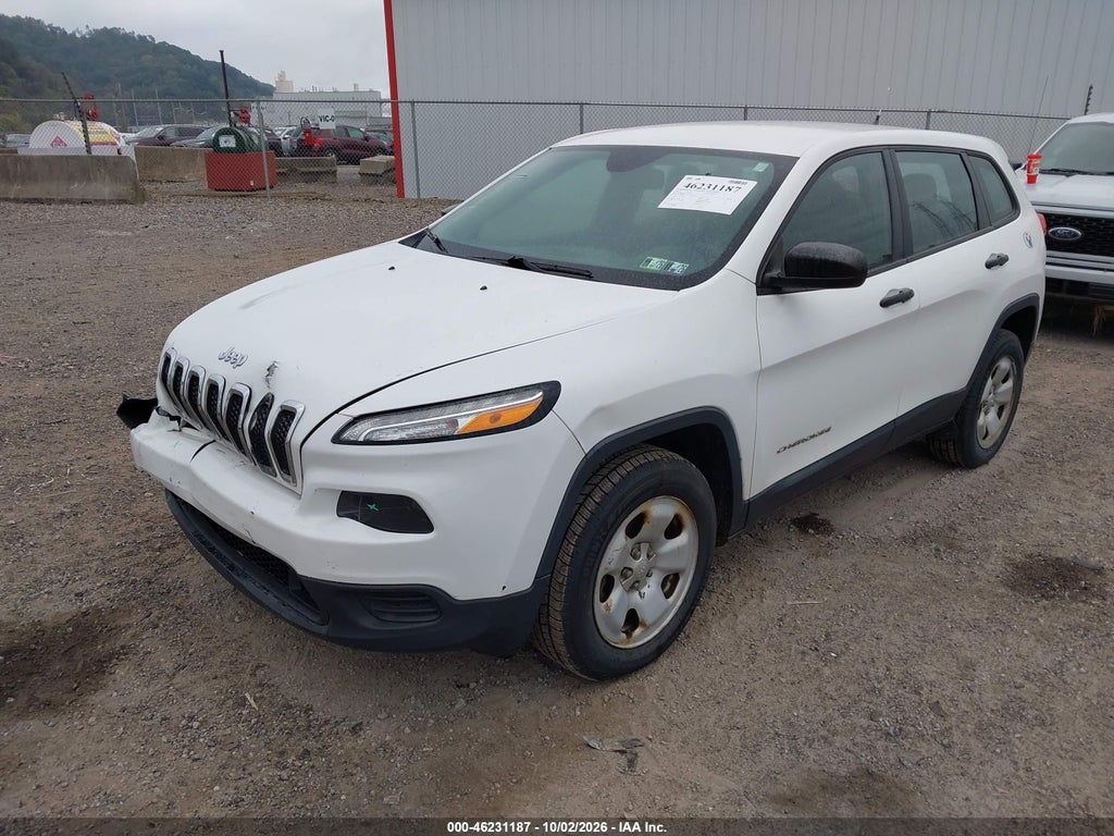 2016 Jeep Cherokee Sport photo 2