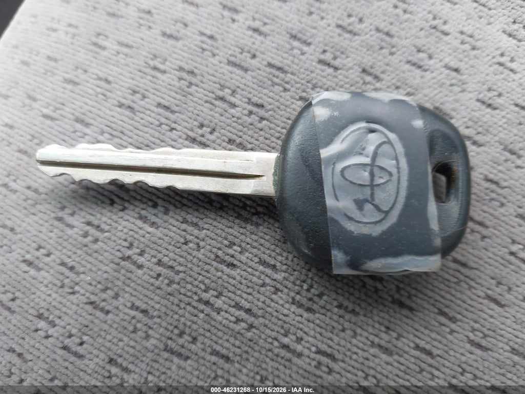 2006 Toyota Corolla CE photo 11