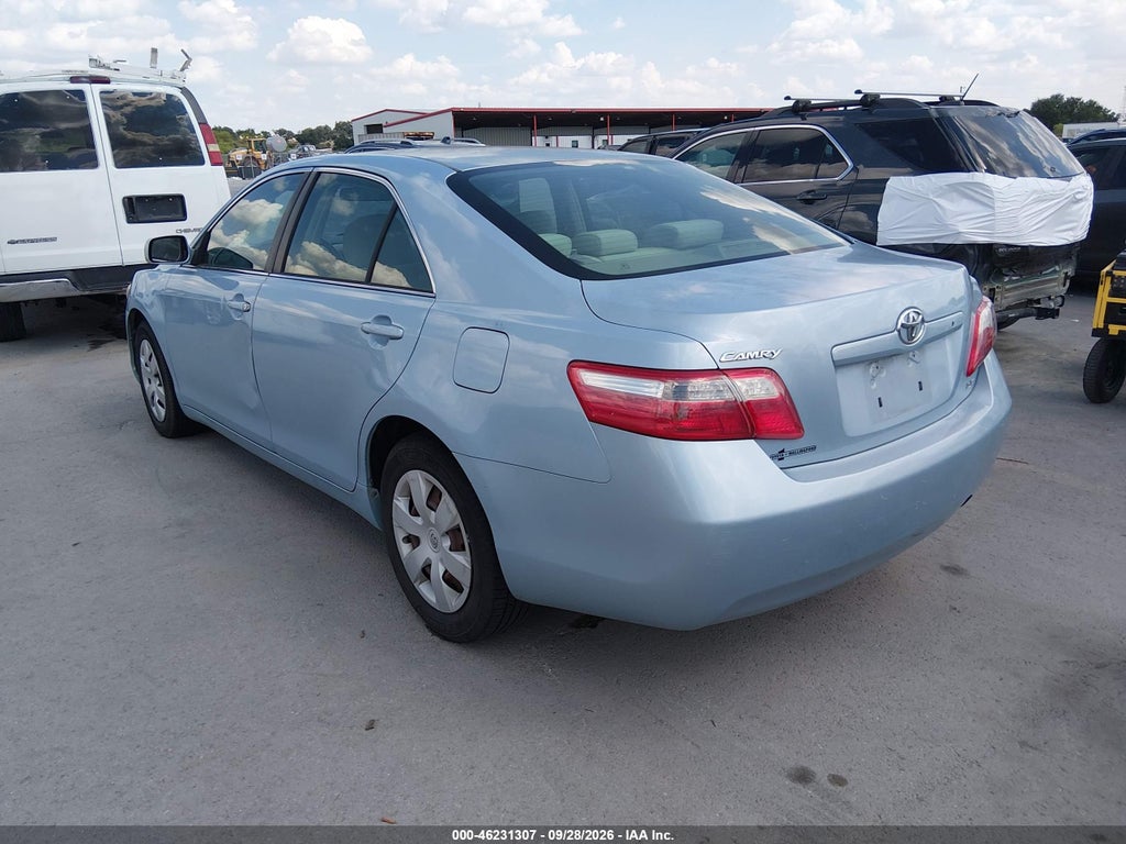 2007 Toyota Camry LE photo 3