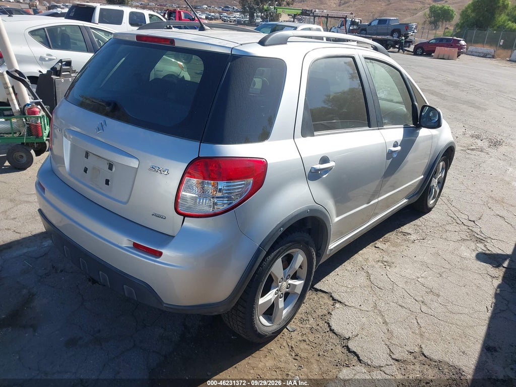 2012 Suzuki SX4 Premium/Tech Valu PKG (nav) photo 4