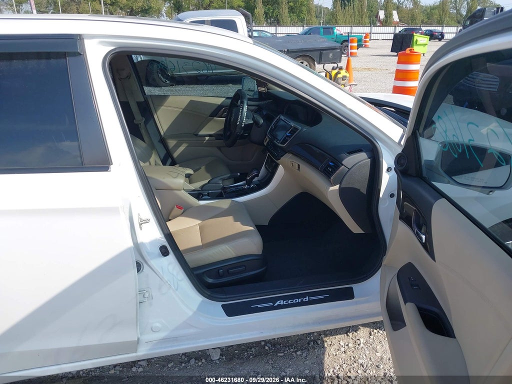 2017 Honda Accord EX-L photo 5
