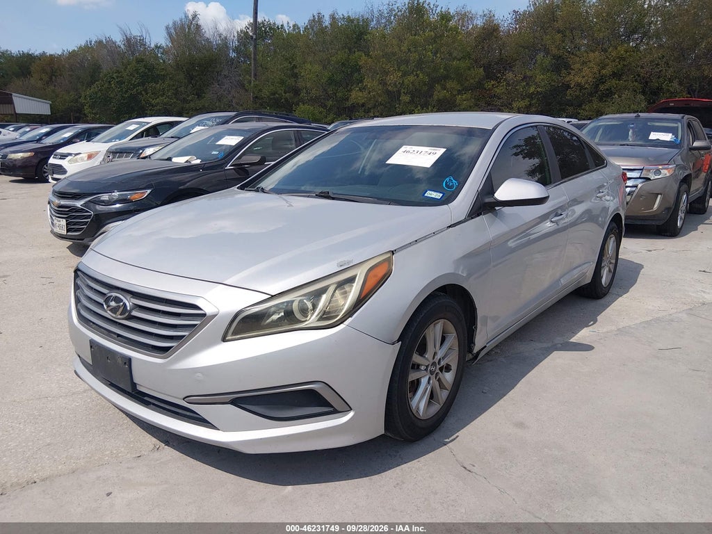 2017 Hyundai Sonata photo 2