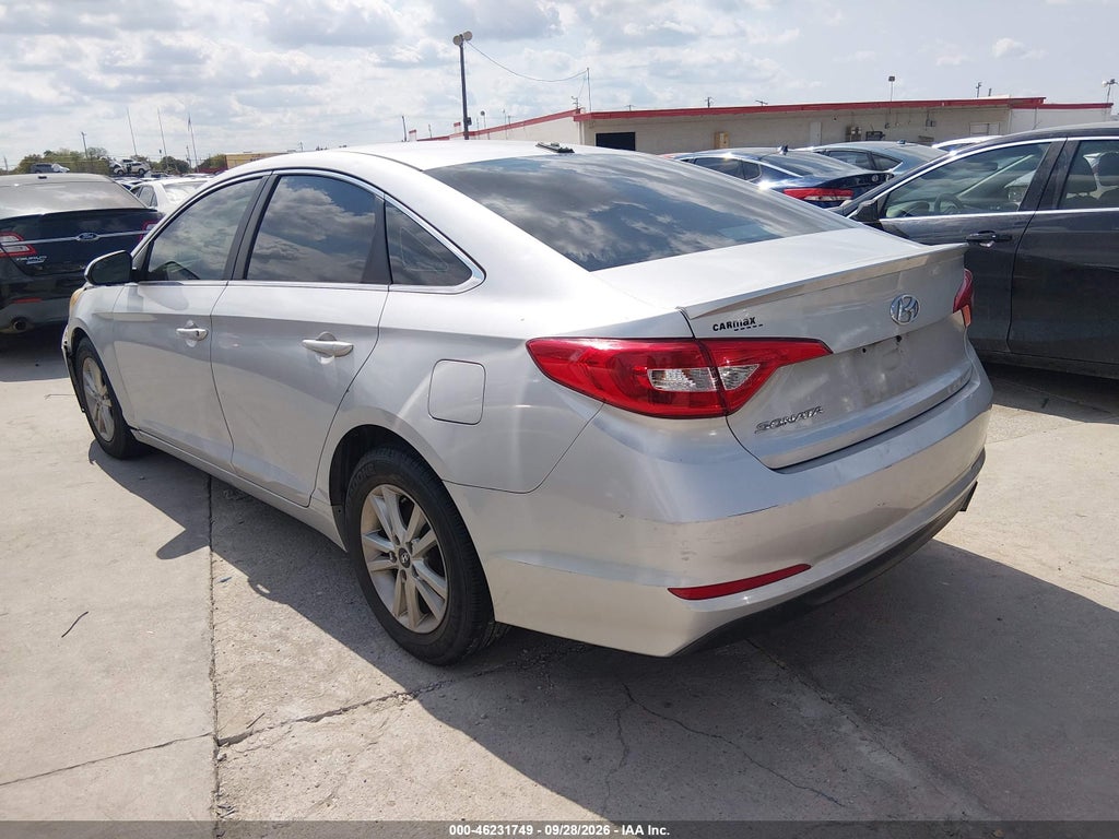 2017 Hyundai Sonata photo 3