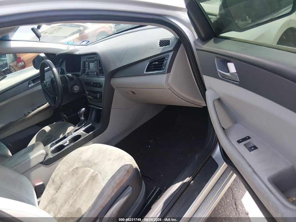2017 Hyundai Sonata photo 5