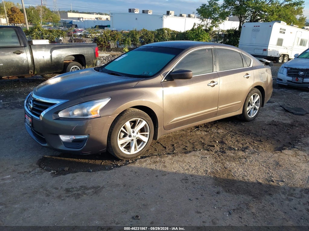 2014 Nissan Altima 2.5 SV photo 2