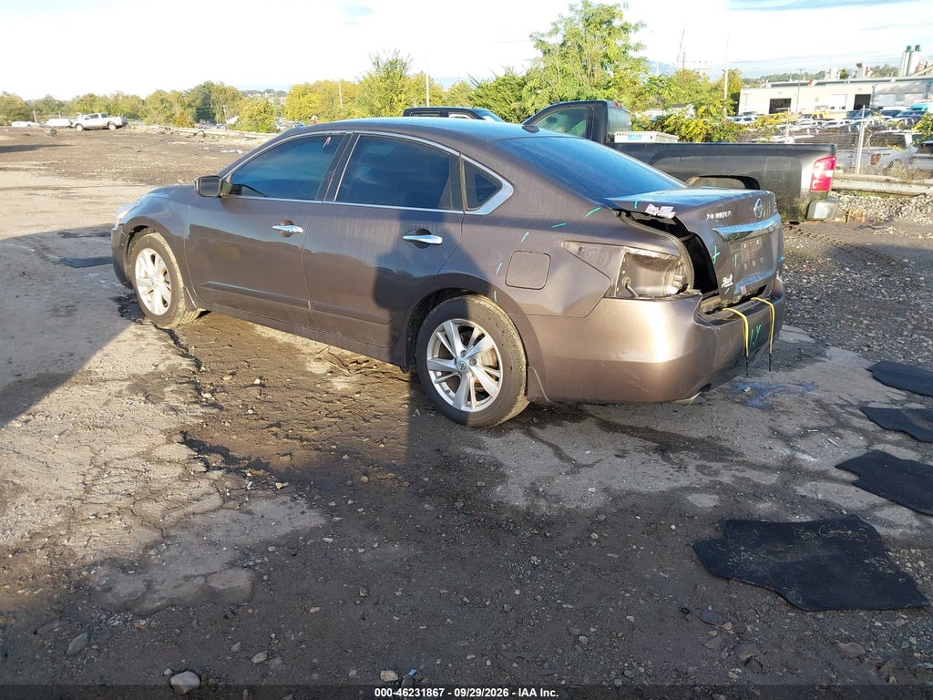 2014 Nissan Altima 2.5 SV photo 3