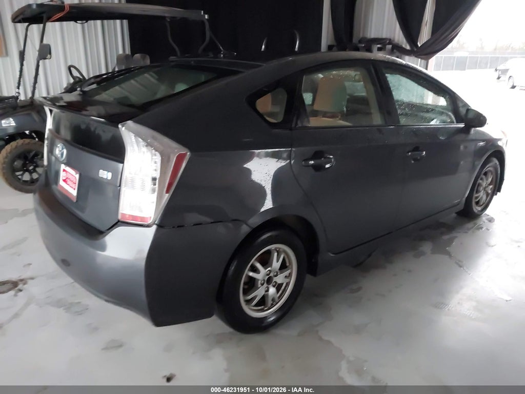 2011 Toyota Prius TWO photo 4