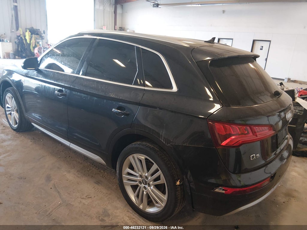 2018 Audi Q5 2.0T Premium/2.0T Tech Premium photo 3