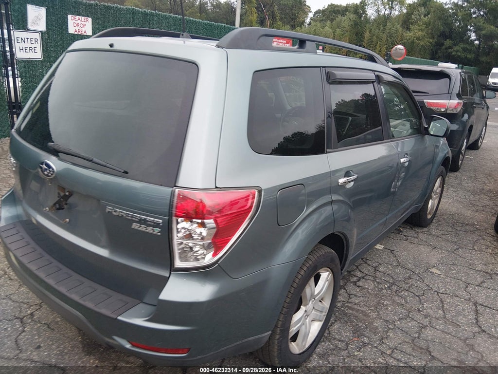 2010 Subaru Forester 2.5X Premium photo 4