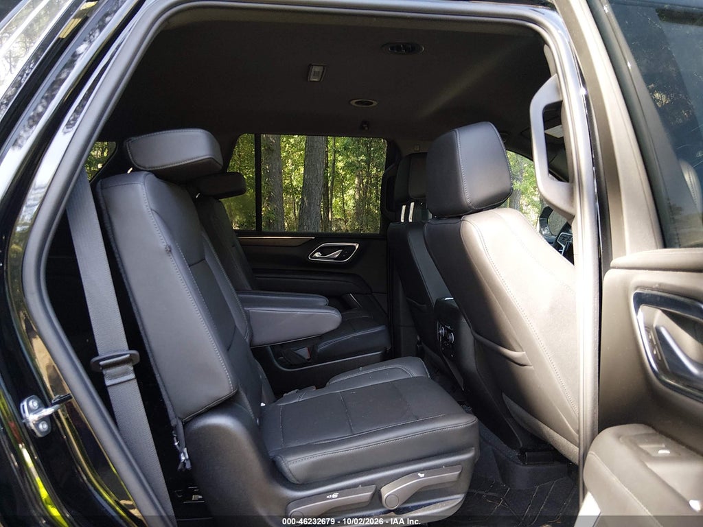2023 Chevrolet Tahoe 4WD LT photo 8