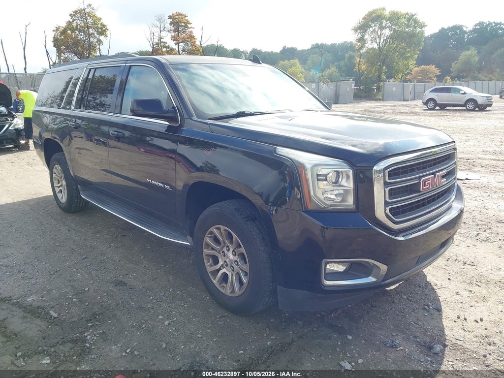 2016 GMC Yukon XL SLT photo 1