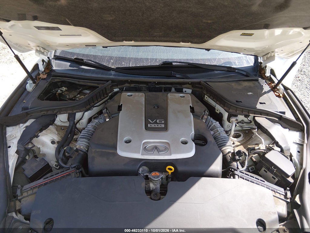 2015 Infiniti Q50 Premium photo 10