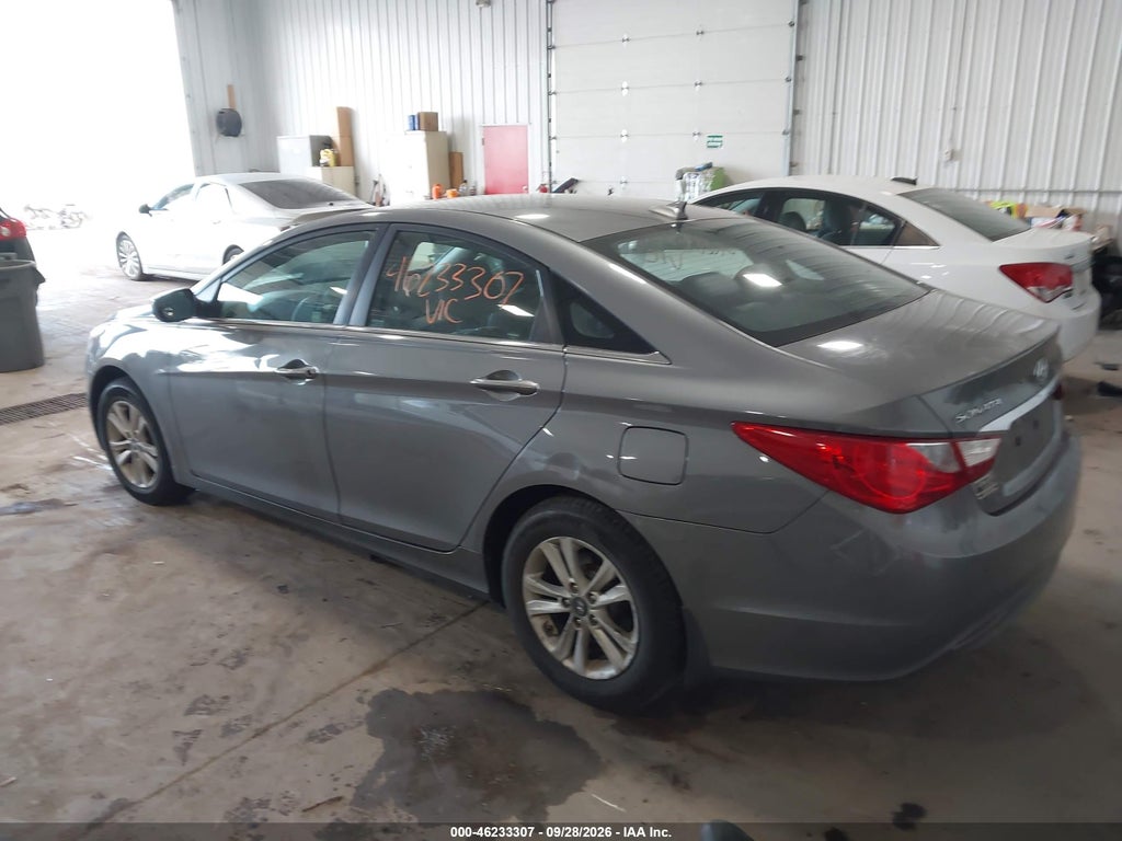 2013 Hyundai Sonata GLS photo 3
