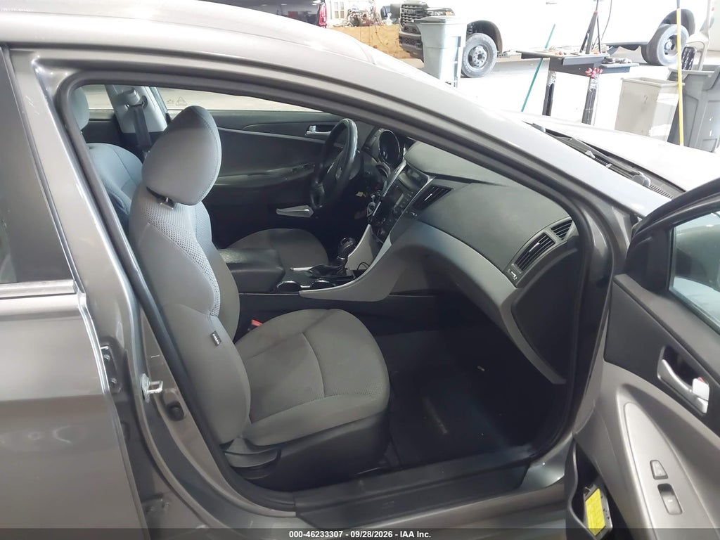 2013 Hyundai Sonata GLS photo 5