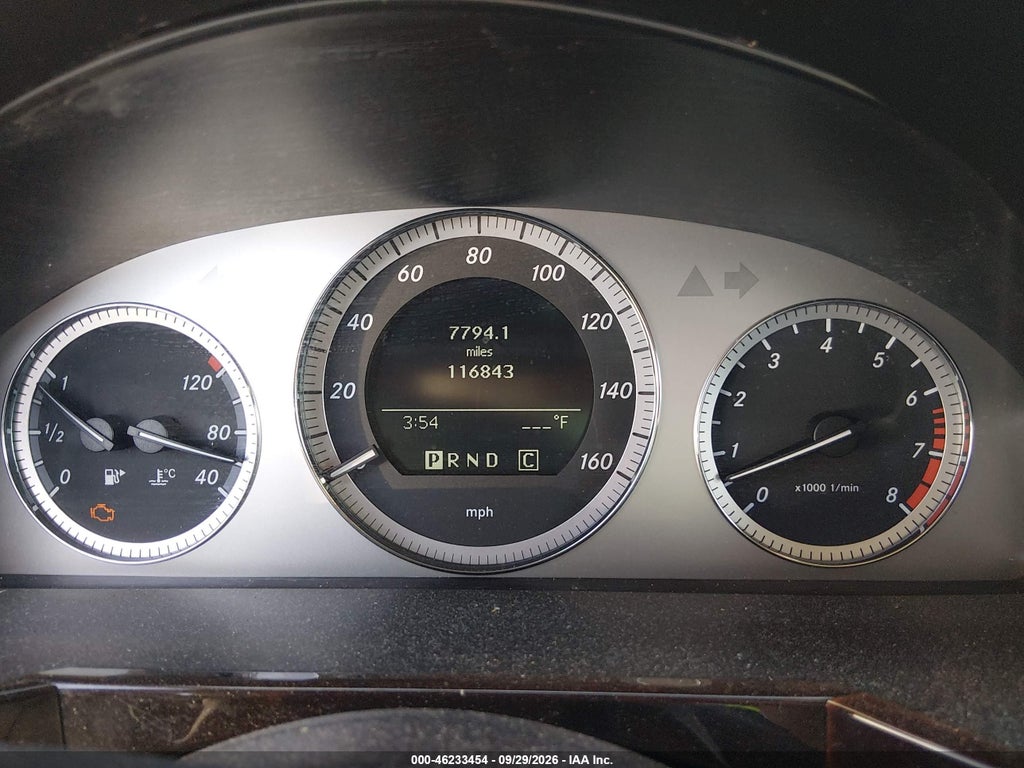2010 Mercedes-Benz GLK 350 4MATIC photo 7