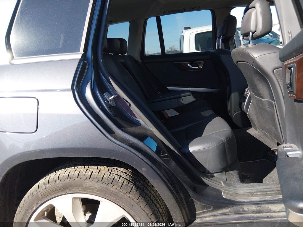 2010 Mercedes-Benz GLK 350 4MATIC photo 8
