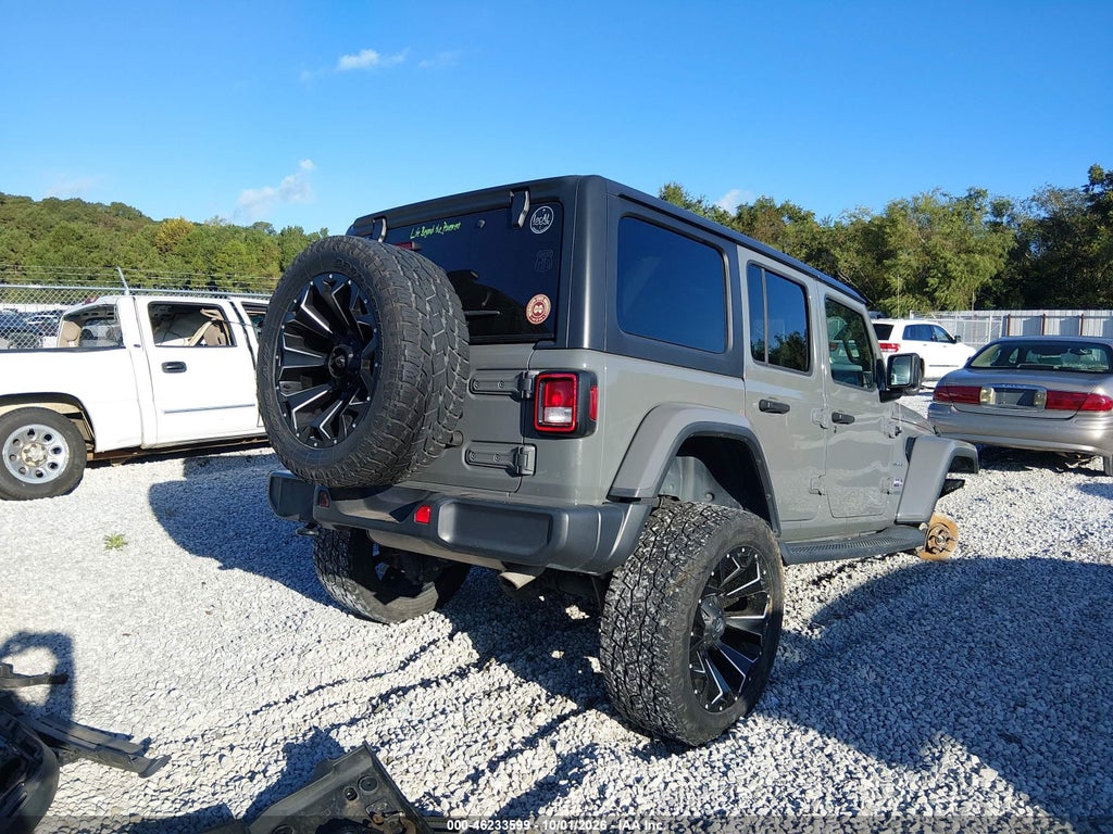 2019 Jeep Wrangler Unlimited Sahara 4X4 photo 4