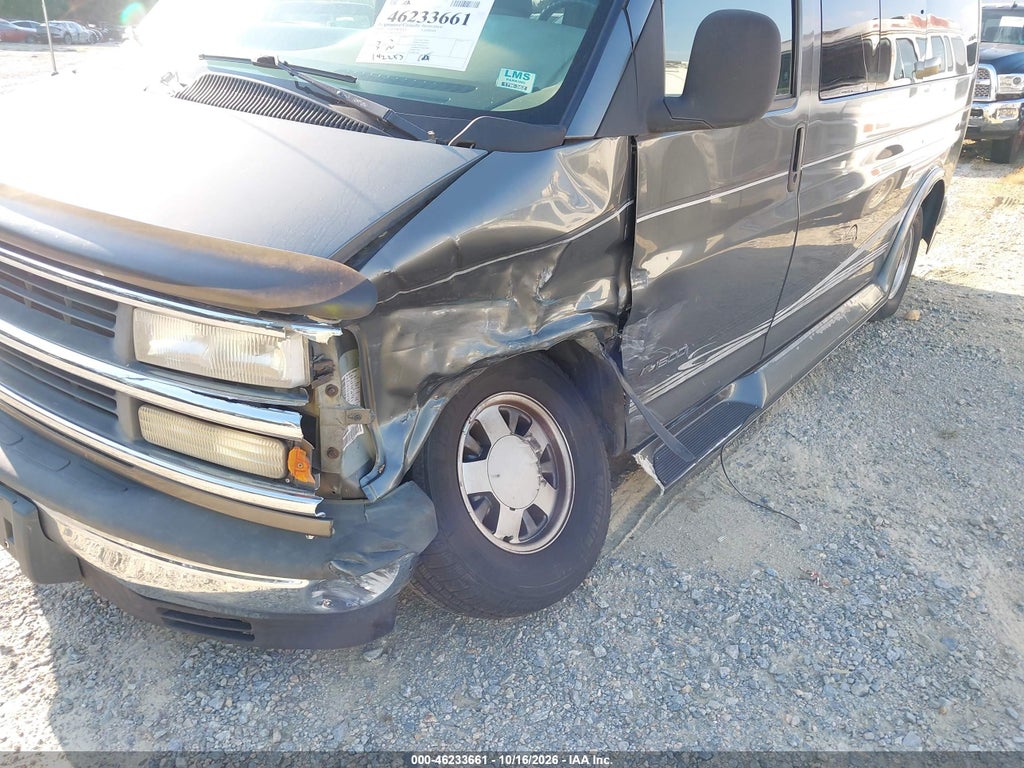 2000 Chevrolet Express Upfitter Pkg. photo 6