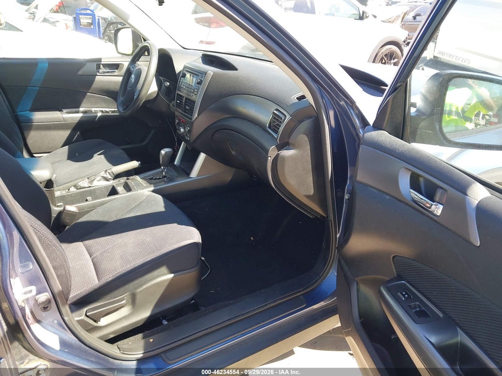 2011 Subaru Forester 2.5X Premium photo 5