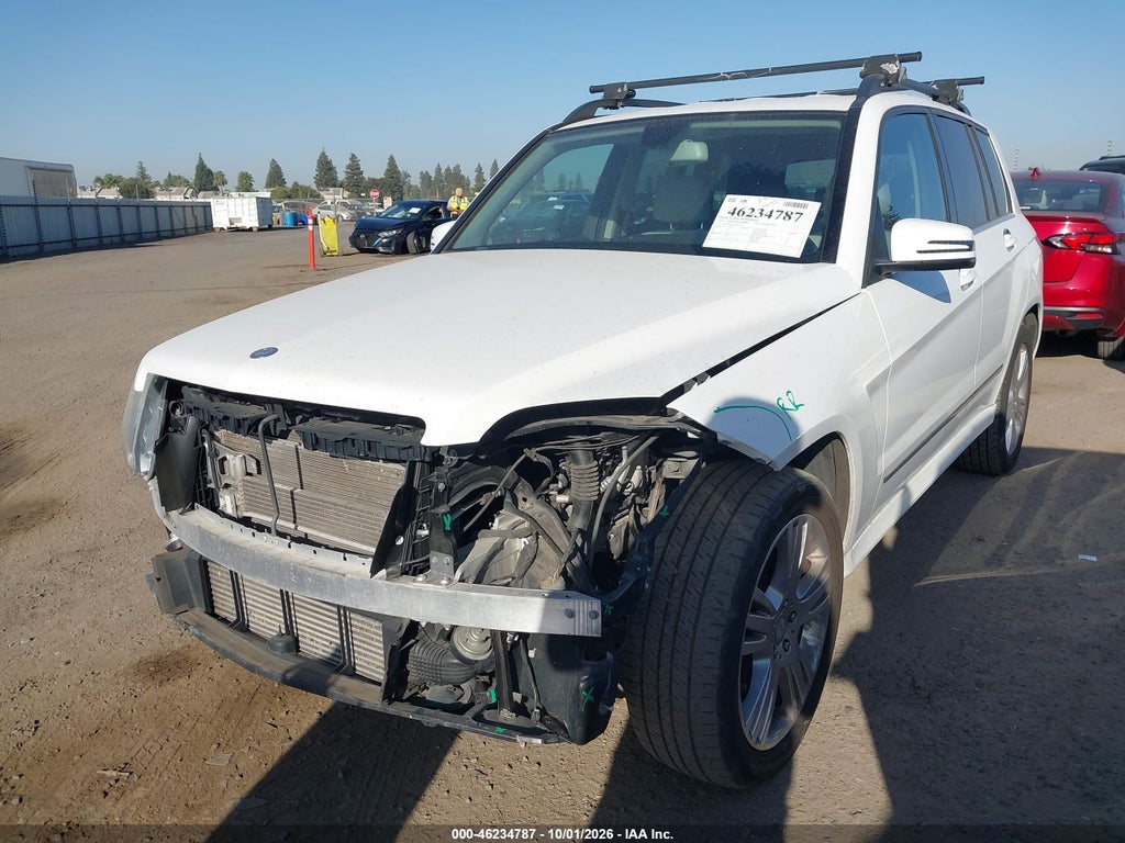 2015 Mercedes-Benz GLK 250 Bluetec 4MATIC photo 2