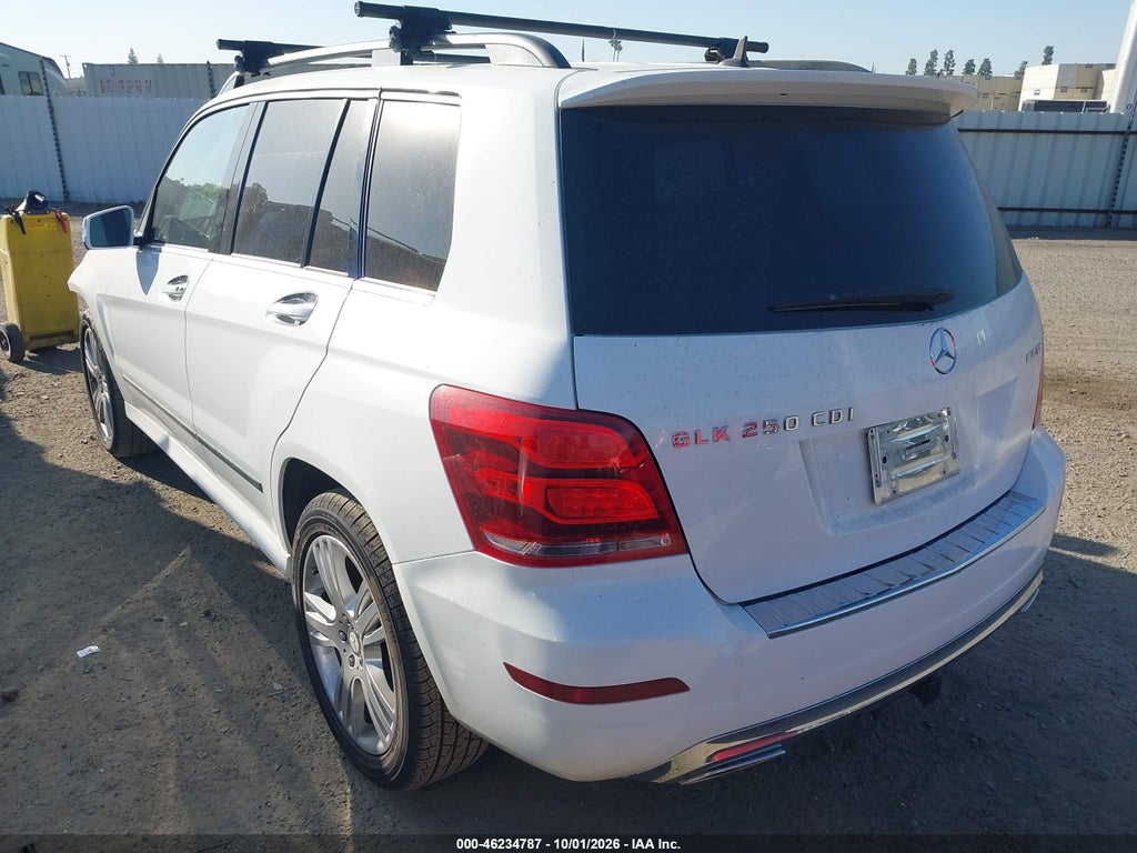 2015 Mercedes-Benz GLK 250 Bluetec 4MATIC photo 3