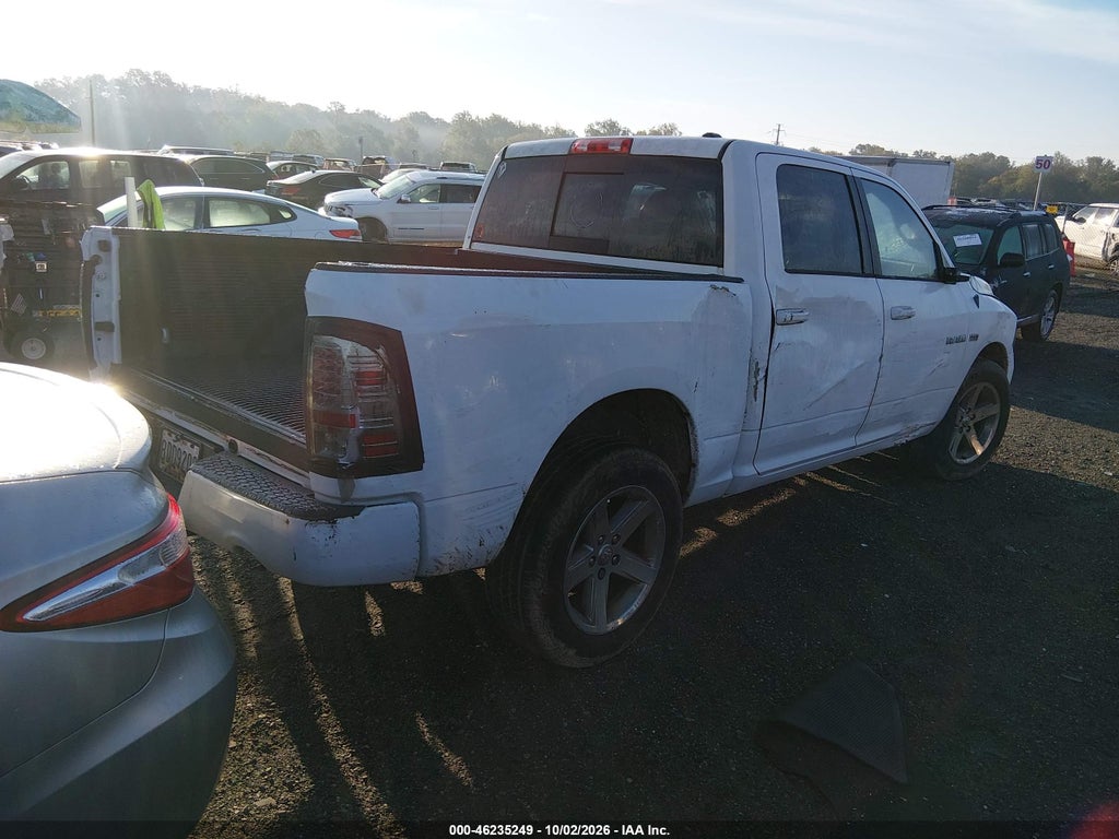 2010 Dodge RAM 1500 SLT/Sport/TRX photo 4