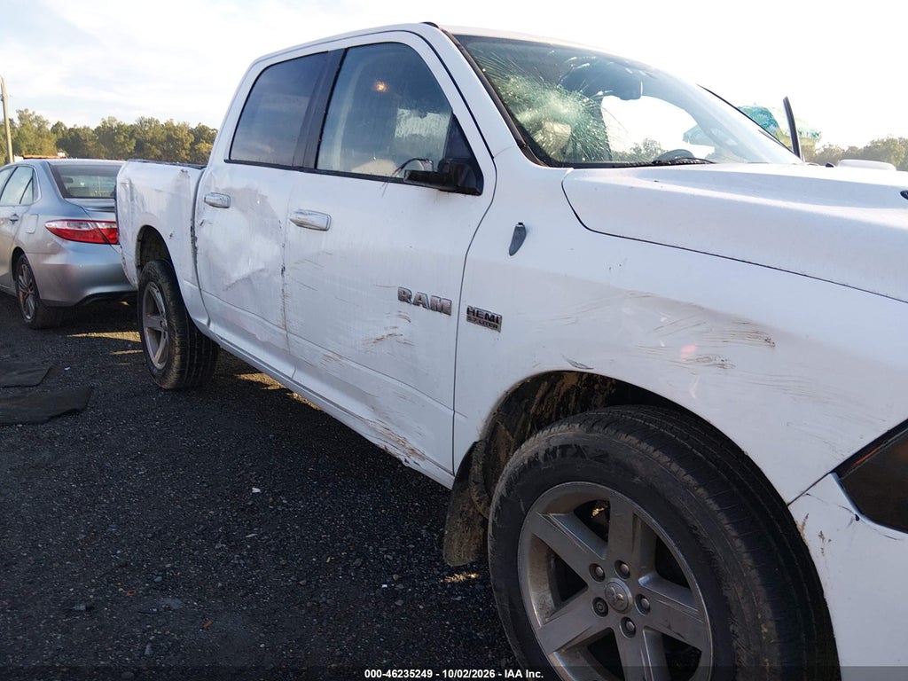 2010 Dodge RAM 1500 SLT/Sport/TRX photo 6