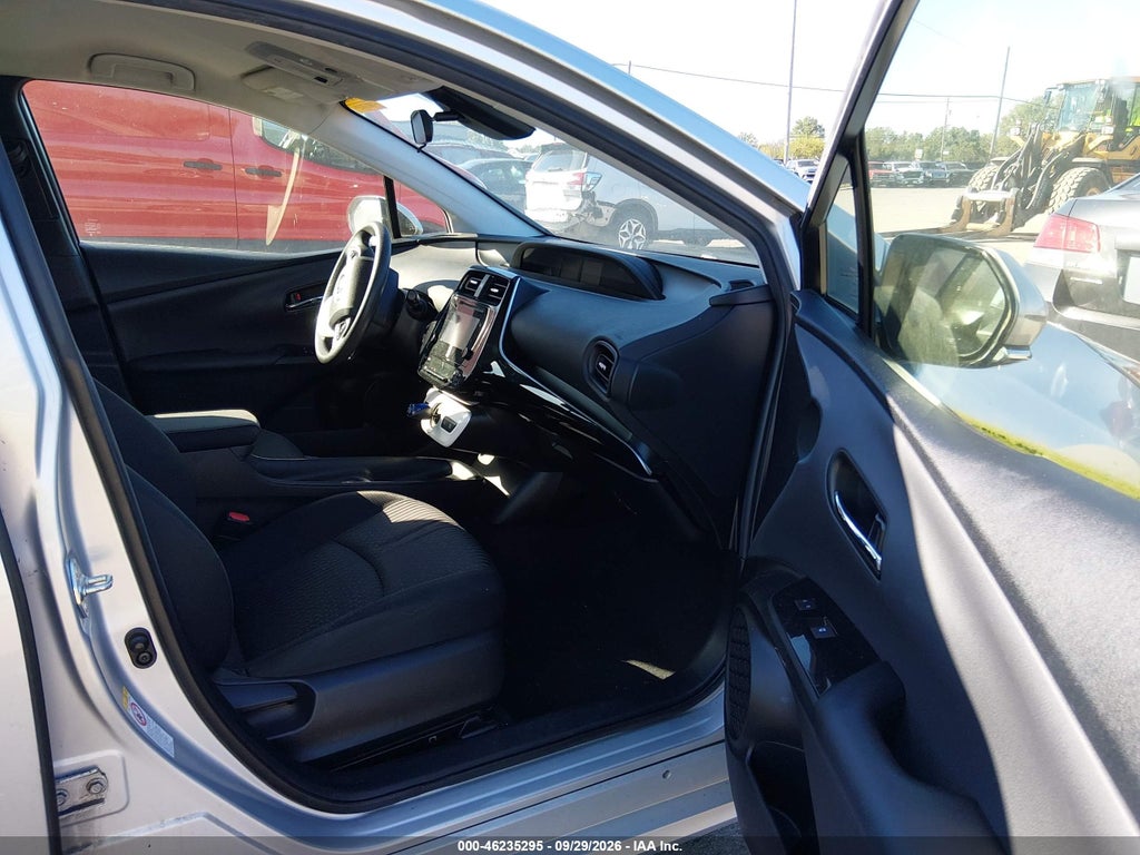 2018 Toyota Prius photo 5