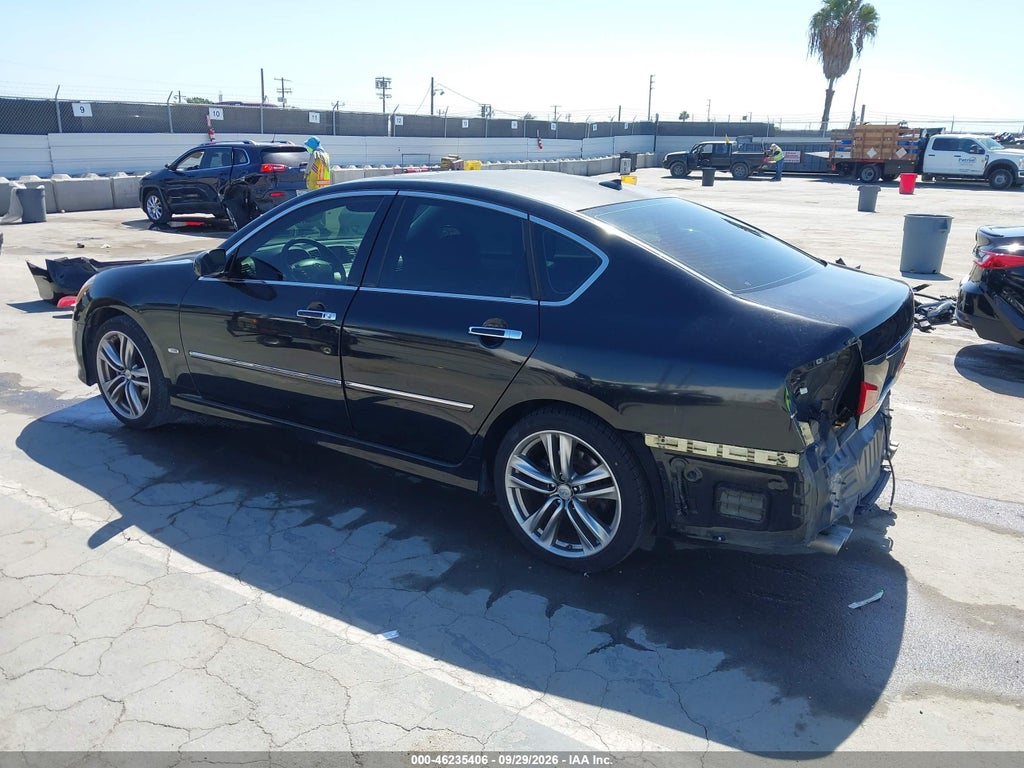 2010 Infiniti M35 photo 3