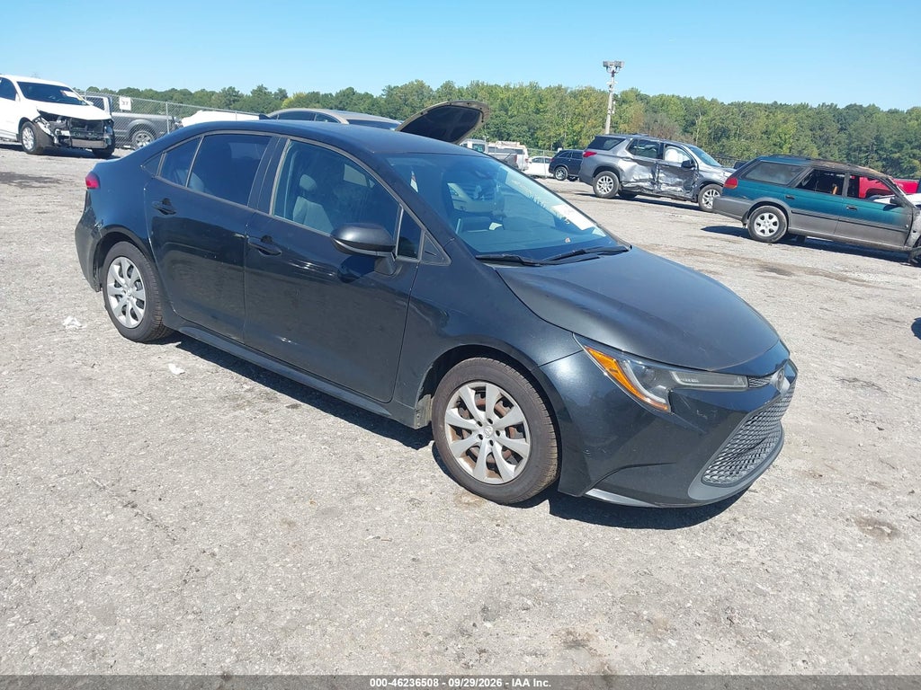 2020 Toyota Corolla LE photo 1