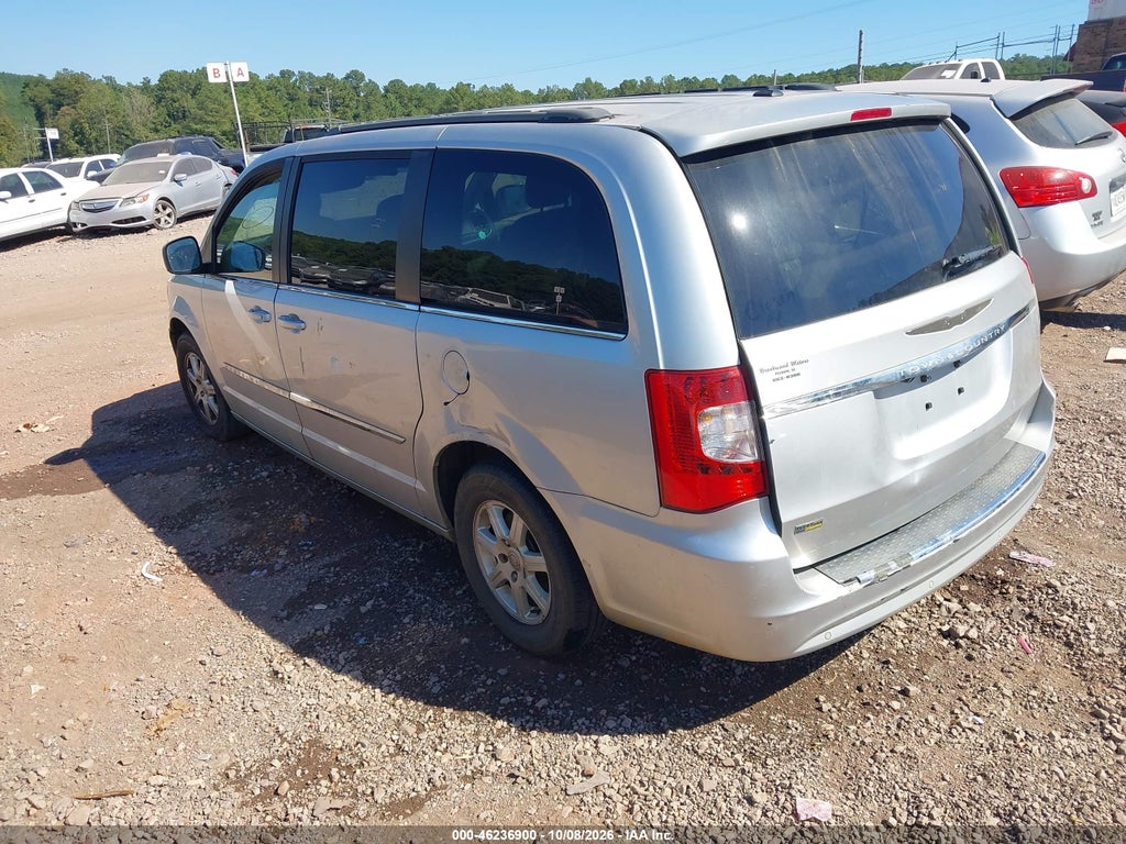 2011 Chrysler Town & Country Touring photo 3