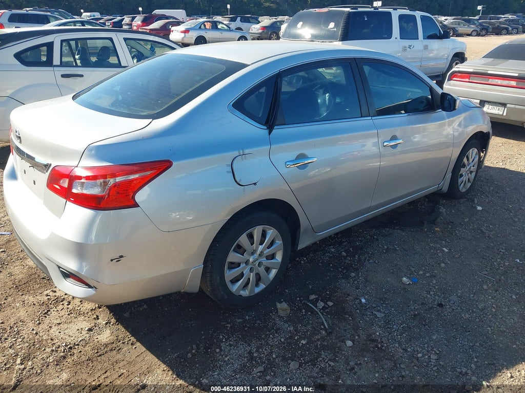 2017 Nissan Sentra S photo 4