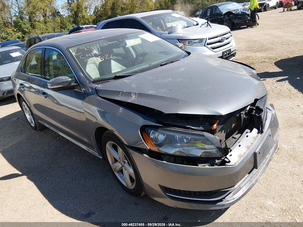 2013 Volkswagen Passat 2.5L SE photo 1