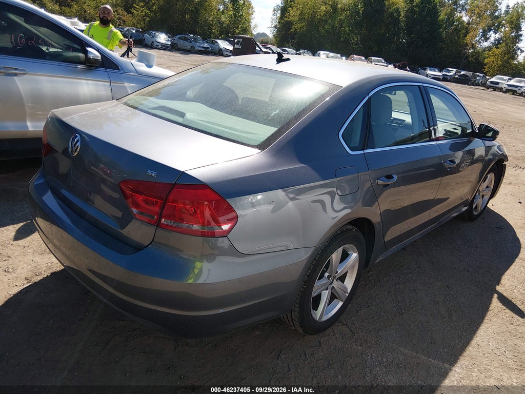 2013 Volkswagen Passat 2.5L SE photo 4